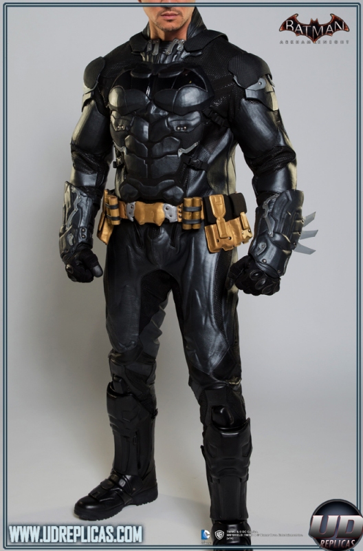 Arkham Knight Batsuit