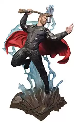 Avengers Infinity War: Thor Resin Statue